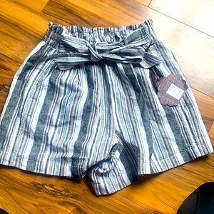 High waisted, front tie, striped shorts.